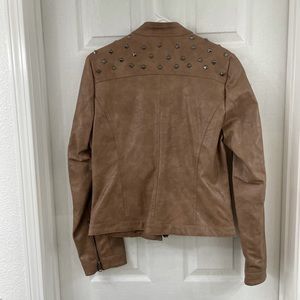 Leather studded shoulder jacket